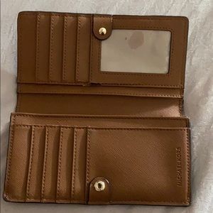 Michael Kors Other - Michael Kors wallet Michael Kors Other - Michael Kors wallet